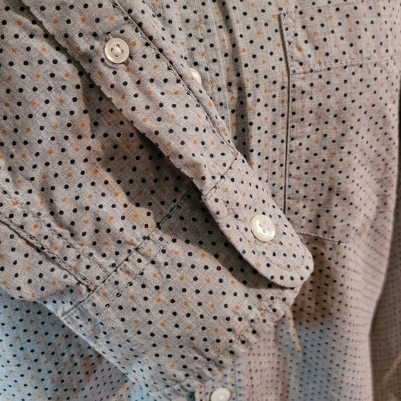 OLD NAVY Polka Dot Men's Casual Button-down Shirt, Slim Fit, Size Medium - Picture 7 of 10